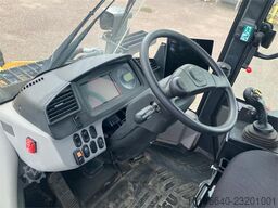 Komatsu WA200-8E0