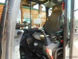 Bobcat E57W/2 mit POWERTILT