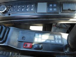 Bobcat E57W/2 mit POWERTILT