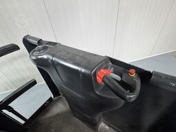 LINDE V 10 /  * DEMO !! DOUBLE steering !!