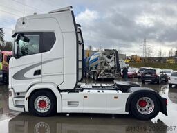SCANIA S450 4x2