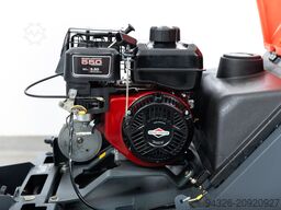 Hako Sweepmaster P650 Benzin - 3525m²/h