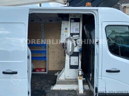 NISSAN NV400