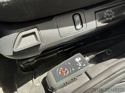 MERCEDES-BENZ ANTOS 2535 L Kühloffer 8,45 m LBW 2 T*Lenkachse
