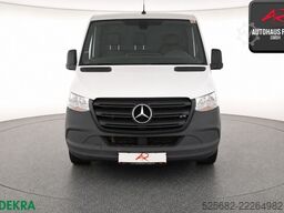 mercedes-benz Sprinter 215 CDI KASTEN SCHWINGSITZ,LEDER,KAMERA