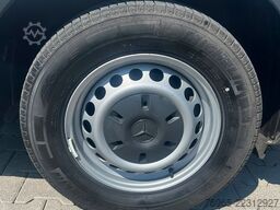 MERCEDES-BENZ Sprinter 314 AUTOMATIK NAVI DISTRONIC KAMERA LED