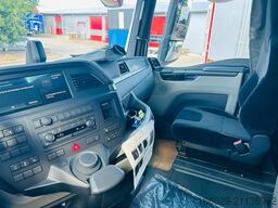 MAN 26.440 6x2 mit Schwerlast-Ladebordwand Rampe