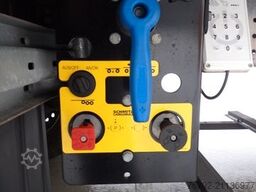 SCHMITZ CARGOBULL SKO 24/L V7 Doppelst./Trennwand vorber./617 Std.