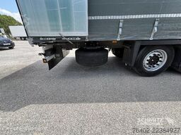 Schmitz Cargobull Semitrailer Curtainsider Mega