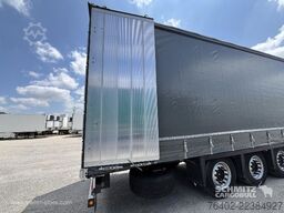 Schmitz Cargobull Semitrailer Curtainsider Mega