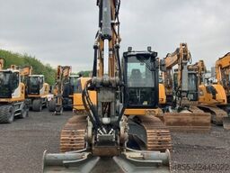 LIEBHERR R920