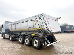 SCHMITZ CARGOBULL Thermomulde 24m³  isoliert