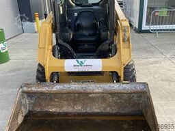 CAT 226 D3 (5867)