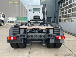 Mercedes-Benz Actros 3340 S 6x4 Tractor Head