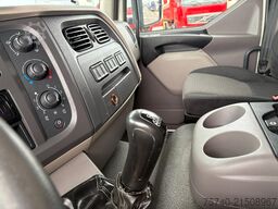 DAF LF220FA + Thermo king + euro 6 + manual