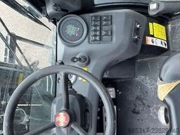 Manitou MC 30-4