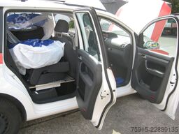 VW Touran 2,0 TDI Einsatzfahrzeug Strobel *TÜV NEU*