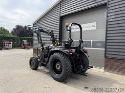 SOLIS S50 shuttle compact tractor NIEUW galaxy banden optie frontlader