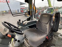CLAAS Arion 530