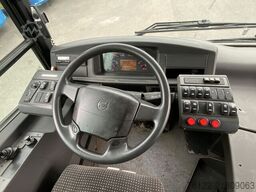 Volvo 7700