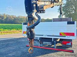 MAN TGM 18.250 Open box + HIAB 166-3