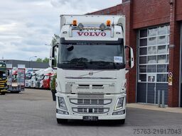 Volvo FH 13.460 Globetrotter 6x2 - Ekeri box with sid...