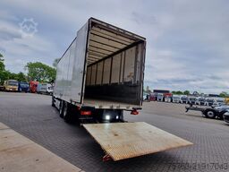 Volvo FH 13.460 Globetrotter 6x2 - Ekeri box with sid...