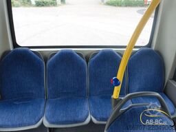MERCEDES-BENZ 516 City 65 17 Sitze