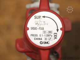 SMC AV4000-F04 I SE30A-01-P  AW40-F04H-A VHS40-F04A