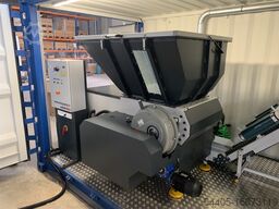 UMP TECHNIKA VVS-800 Shredder