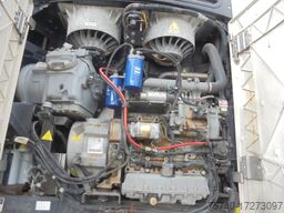 Vogelzang V0-STG + 1 Axle + Dhollandia Lift + Carrier Vec...