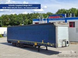 Schmitz Cargobull Curtainsider Mega