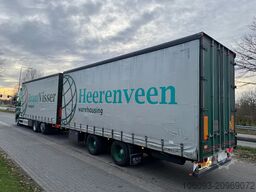 Volvo FH 460 Globe XL 6 x 2 volumencombi met 2 ass aa...