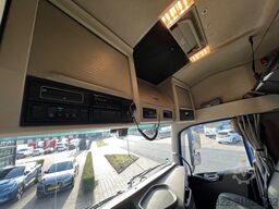 Volvo FH 460 GLOBETROTTER 6X2 460 GLOBETROTTER 6X2 / ...