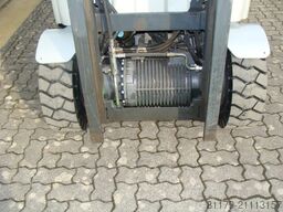 STILL RX 60 25 ZINKENVERSTELLGERÄT TRIPLEX