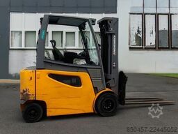 Jungheinrich EFG 425k 5m/ 5489mh/ 4v