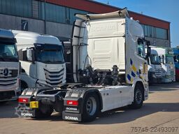 SCANIA R 590 * V8 * RETARDER * ACC * 2X TANK * 1. HAND