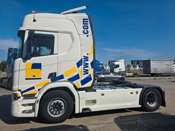 SCANIA R 590 * V8 * RETARDER * ACC * 2X TANK * 1. HAND