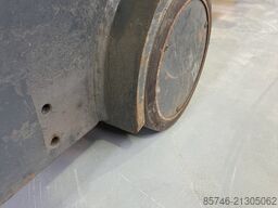 JUNGHEINRICH EFX 413 X + i = Wire Guidance !! Triplex FFL !!