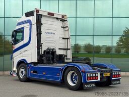 VOLVO FH 500 RETARDER GLOBETROTTER XL 2x TANKS SPECIAL