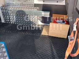 VOLKSWAGEN Caddy / 4 Mation Allrad / 2.0 TDI