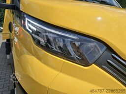 IVECO 70C18HA8 Daily D/P Doppelkabine Schiebeplateau-