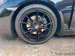 PORSCHE 718 Chrono/Navi/Sitzbelü/Bose/Leder/PDK