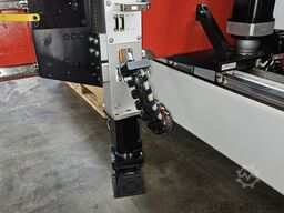 Arburg 630 H 2500-400 mit Multilift