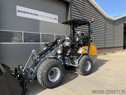 GIANT G2700 X-TRA HD + minishovel prijs vriendelijk €725 LEASE