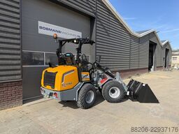 GIANT G2700 X-TRA HD + minishovel prijs vriendelijk €725 LEASE