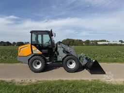 GIANT G3500 shovel 2026 77 uur DEMO €899 LEASE