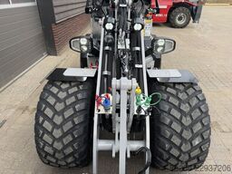 GIANT G2700 X-TRA HD+ shovel / kniklader NIEUW signaalgrijs