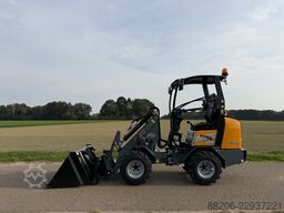 GIANT G1500 minishovel / kniklader NIEUW (vast dak, hoge giek)