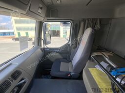 Renault Premium 460.32 8x4 Dxi